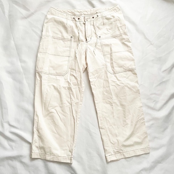 Patagonia Pants - Patagonia Cream Cropped Cargo Pants
